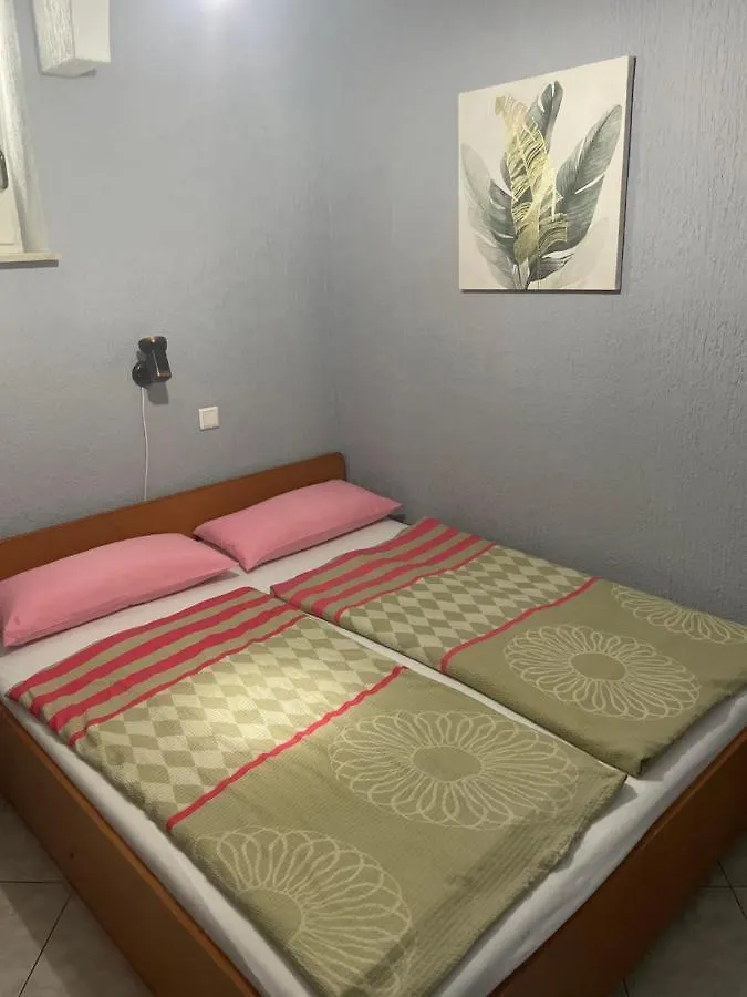Apartmani Nina 크리크베니카 아파트