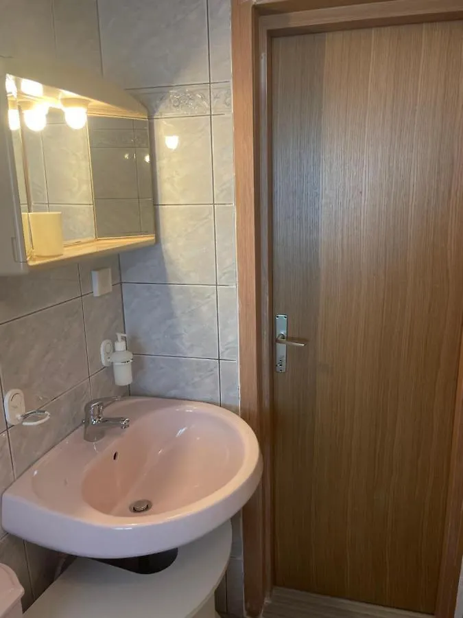 Apartmani Nina Crikvenica 0*,  Croatia